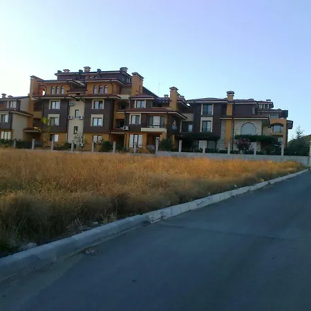 Studio In Marinaville Apartamento Sveti Vlas